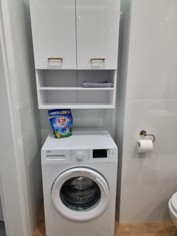 Nowy Piekny Apartament Spokojna Okolica, Zielono, W Poblizu Basen, Silownia, Galerie, Lotnisko 8 Min Apartment Radom